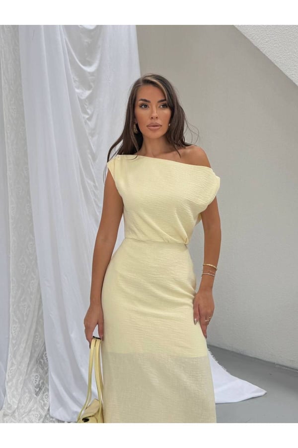 Premium Kayık Yaka Drape Detaylı Midi Elbise