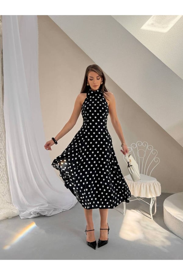 Premium Puantiyeli Halter Yaka Midi Elbise Şık ve Zarif Tasarım