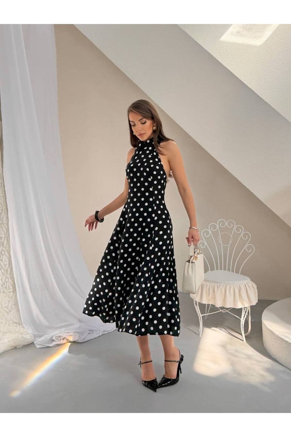 Premium Puantiyeli Halter Yaka Midi Elbise Şık ve Zarif Tasarım