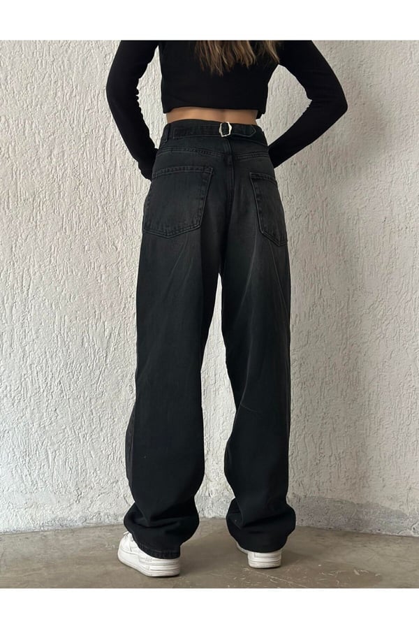 Sim Siyah Toka Detaylı Bol Kesim Geniş Paça Rahat Baggy Jean Kot Salaş Kadın Pantolon Balon