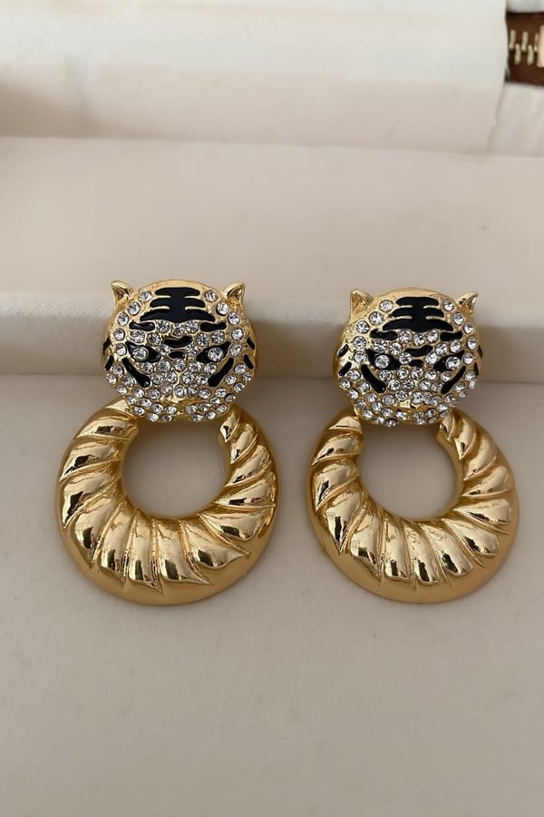 Zirkon Taşlı Kaplan Gold Plaka Detay Küpe