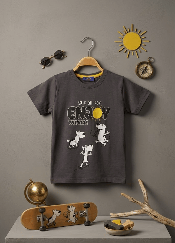 Erkek Çocuk Kaykaycı Köpek Karakter Baskılı T-Shirt