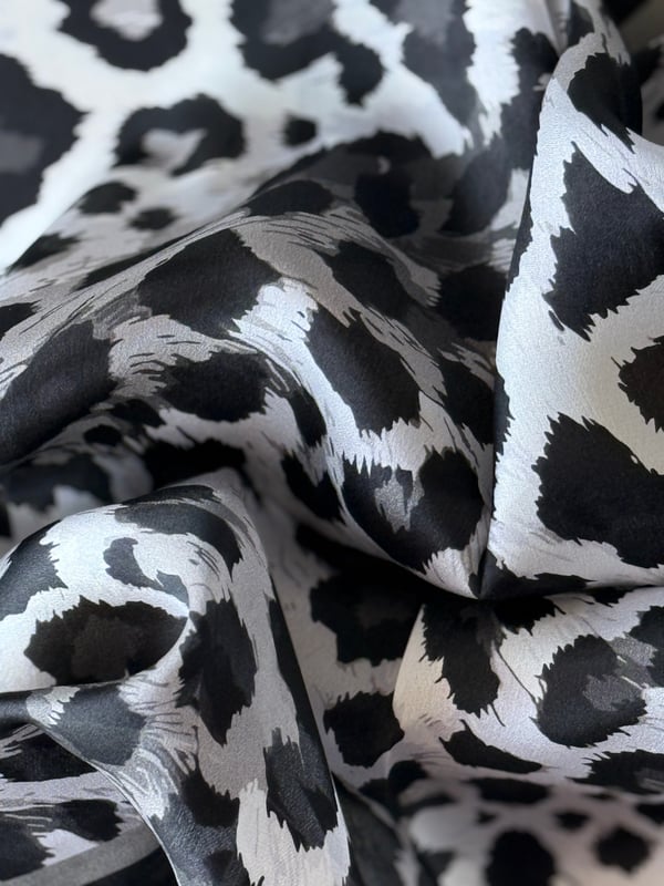 LEOPAR %100 İPEK ŞAL