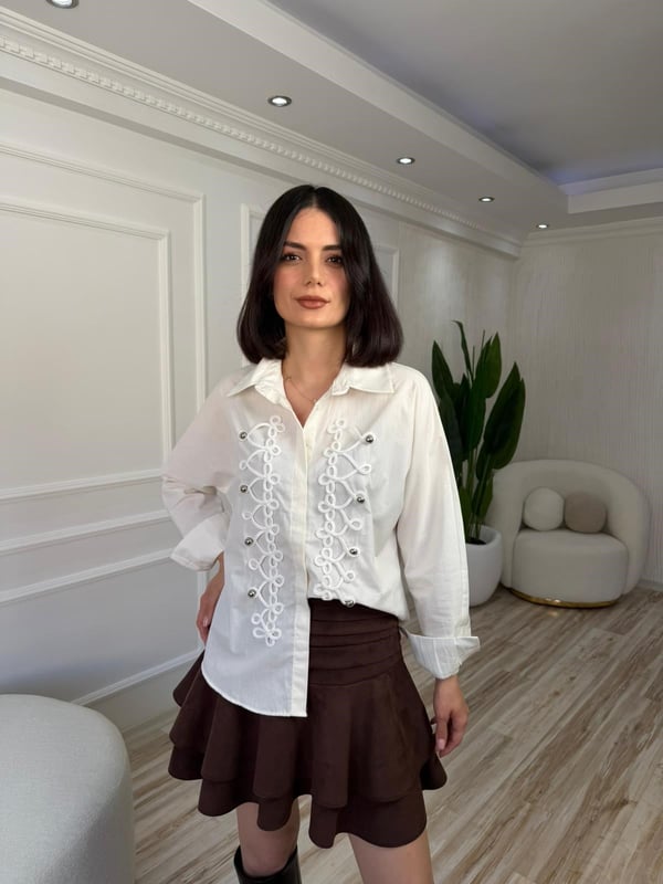 26-2KB0141 - 8181 HAYAL SÜS NAKIŞLI GÖMLEK - EKRU