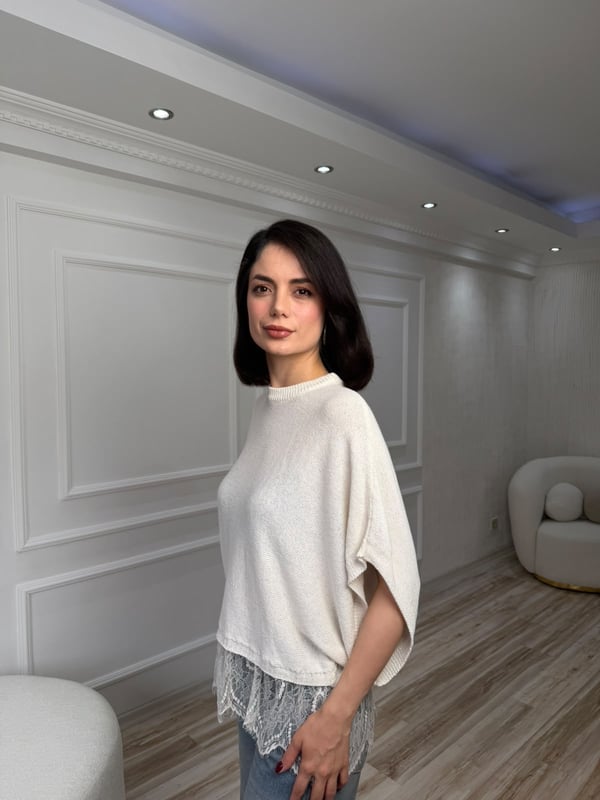 26-2KB0293 - TK261025 QU STYLE KENDİNDEN KOL DANTELLİ KAZAK - EKRU