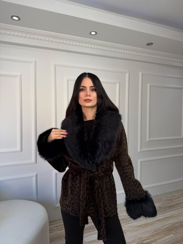 26-2KB0591 - K3195 RESSAM ŞAL YAKA MANŞET KÜRKLÜ KABAN - LEOPAR