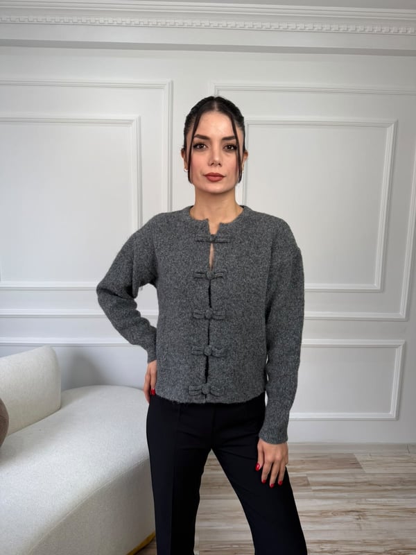 Düğüm Düğme Detaylı Triko Hırka - GRİ