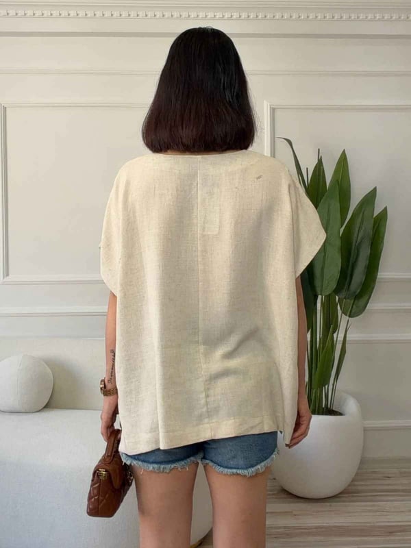 V Yaka Cep Detaylı Oversize Bluz - EKRU