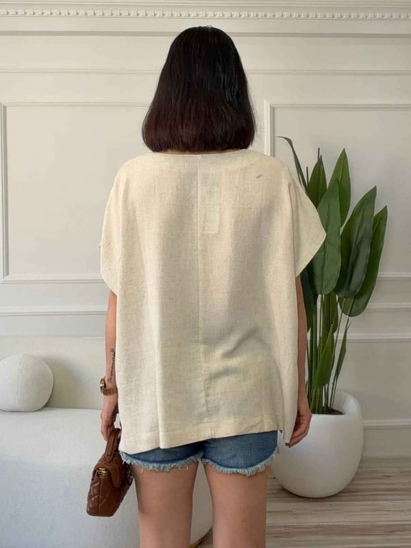 V Yaka Cep Detaylı Oversize Bluz - NATURAL