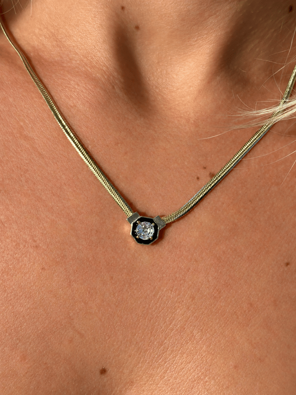     Noir Solitaire Necklace
