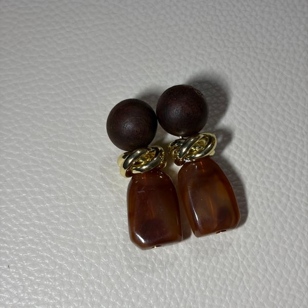 Amber Wood Drops