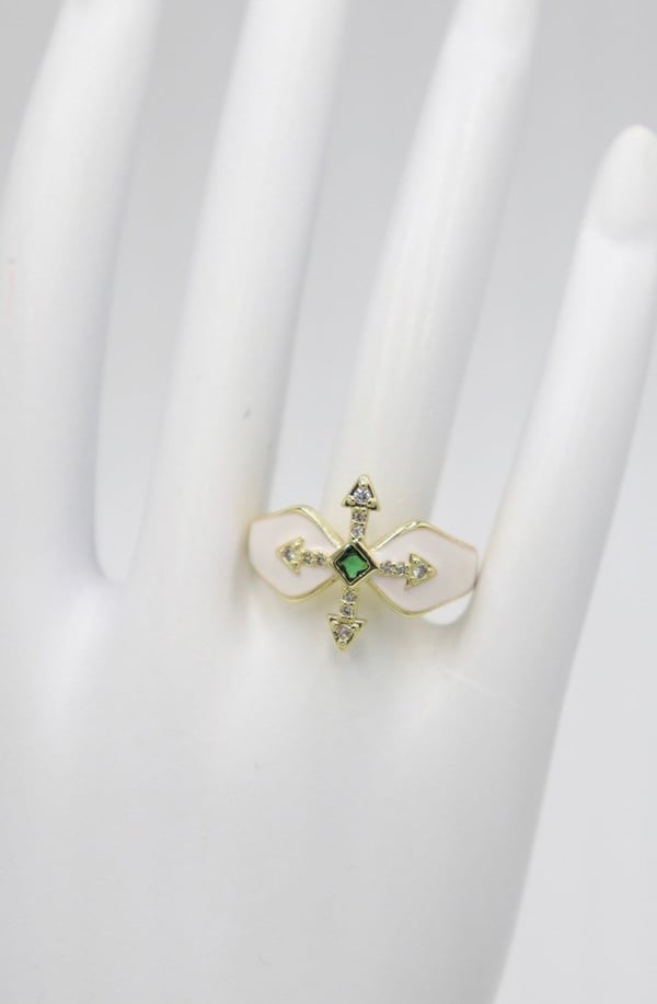 Axis Ring