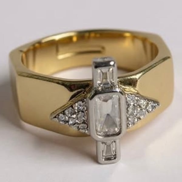 Golden Axis Ring