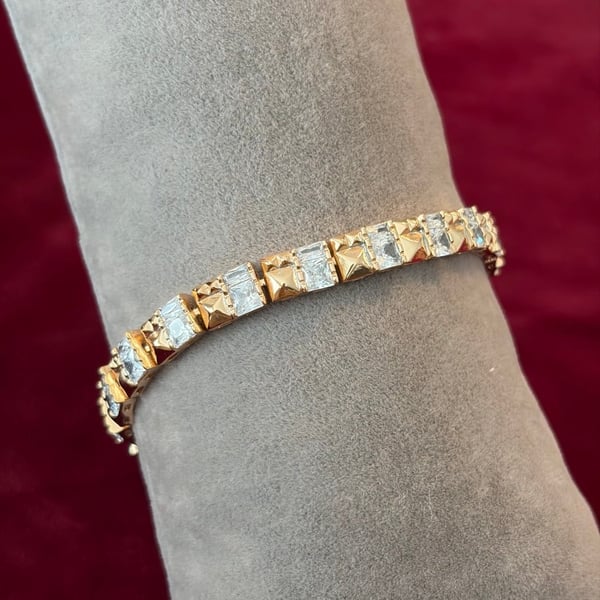 Luxe Square Line Bracelet