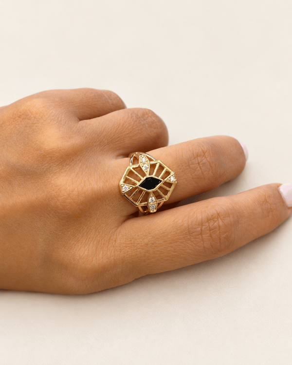 Noir Aura Ring