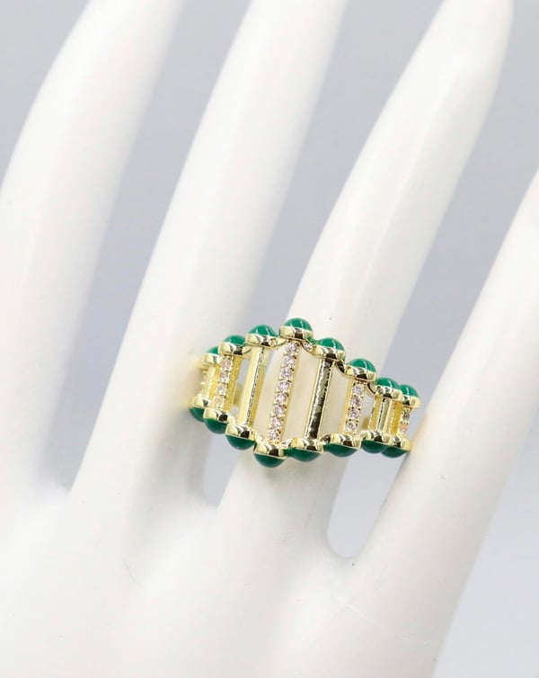 The Pillar Ring