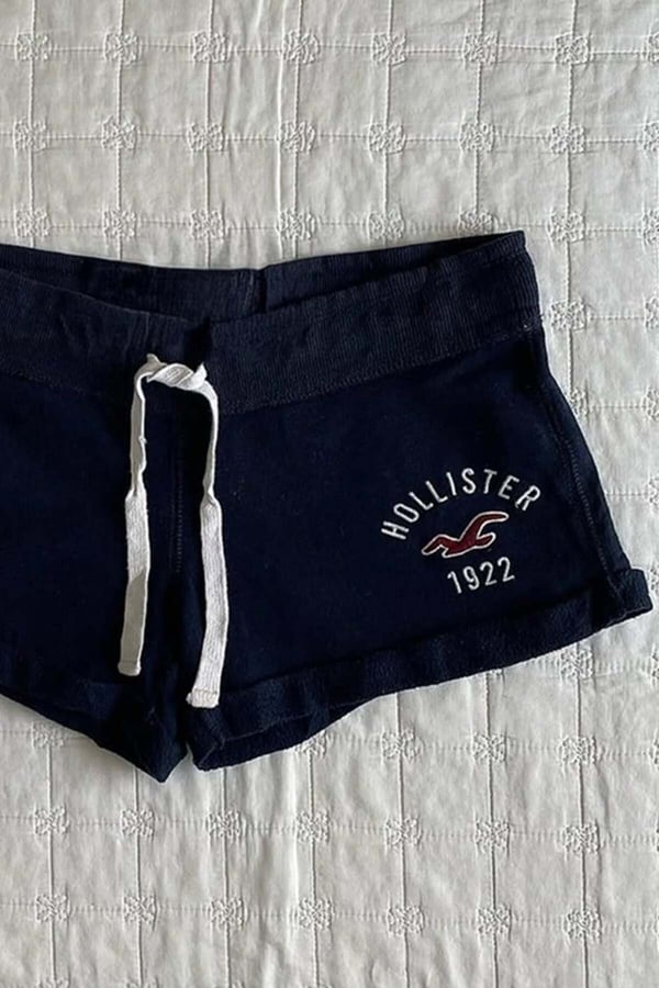 Lacivert Hollister Nakış Logolu Mini Şort
