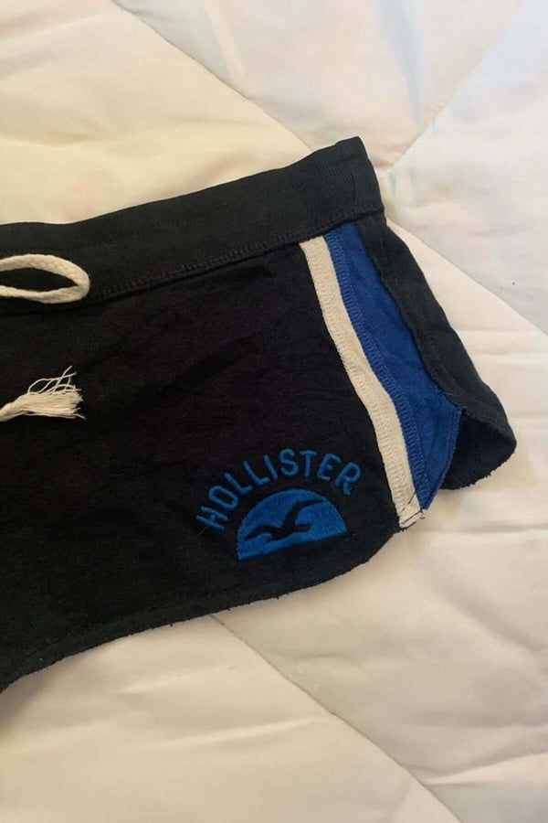 Siyah Hollister Lacivert Beyaz Yan Şeritli Y2K Mini Spor Şort
