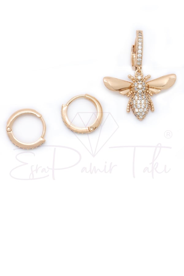 Zirkon Taşlı Rose Gold Renk Arı Küpe Seti