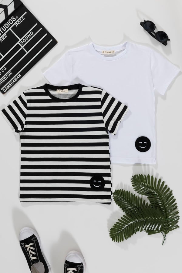 2li-emoji-cizgili-siyah-beyaz-tshirt-cadc-9.jpg