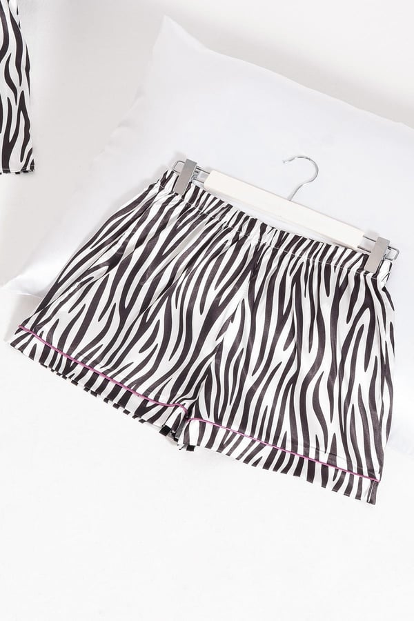 5li-zebra-desenli-saten-pijama-sort-ta-488b-4.jpg