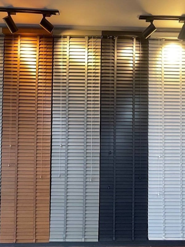 Ahşap Jaluzi Perdeler 506 Gece Siyahı - 50mm Doğal Ahşap Jaluzi Perde - Özel Ölçü