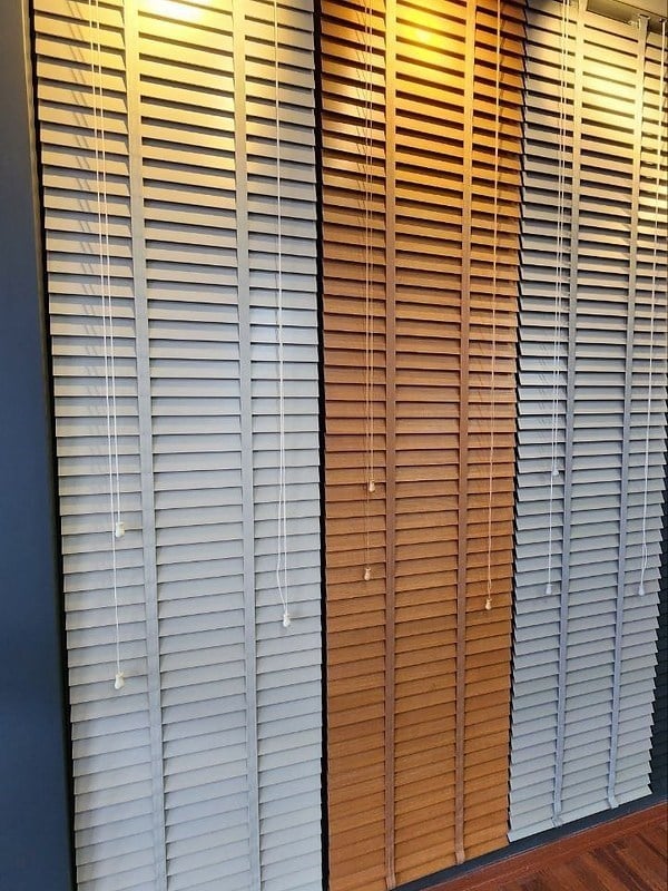 Ahşap Jaluzi Perdeler 506 Gece Siyahı - 50mm Doğal Ahşap Jaluzi Perde - Özel Ölçü
