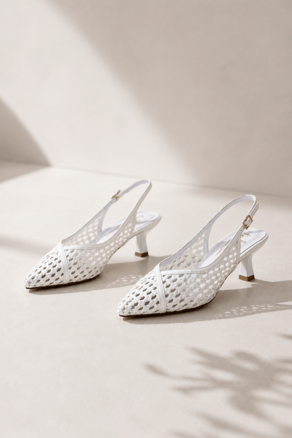 ALIX Kadın Beyaz Hasır Dokulu Sivri Burun Kadeh Topuklu Slingback Ayakkabı
