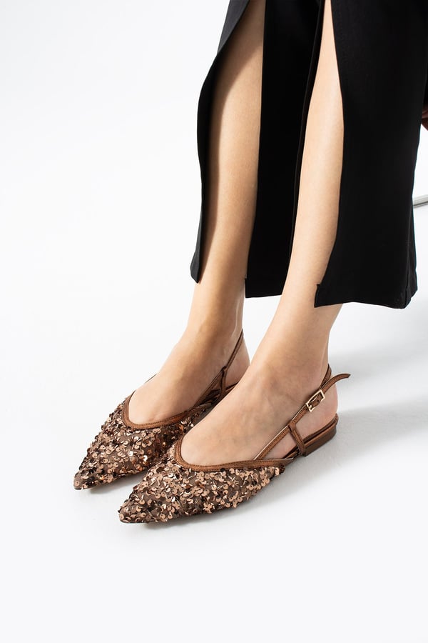 LERINA Kadın Kahve Sivri Burun Slingback Pul Payet Detaylı Düz Taban Babet Ayakkabı