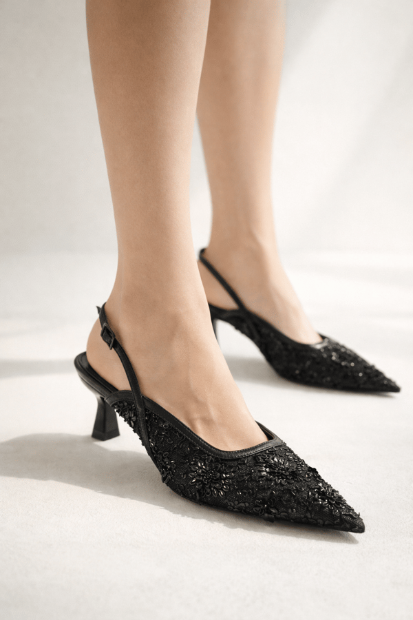 ROSABELLA Kadın Siyah Pul Boncuk İşlemeli Tül Detaylı İnce Topuklu Slingback Abiye Ayakkabı