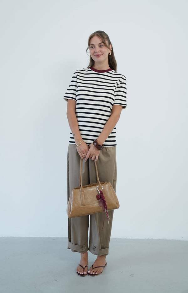 Kadın Çizgili Bordo Yaka Detaylı Basic T-Shirt