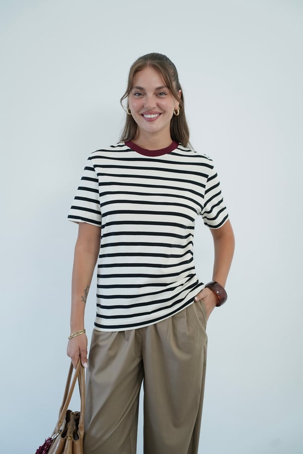 Kadın Çizgili Bordo Yaka Detaylı Basic T-Shirt
