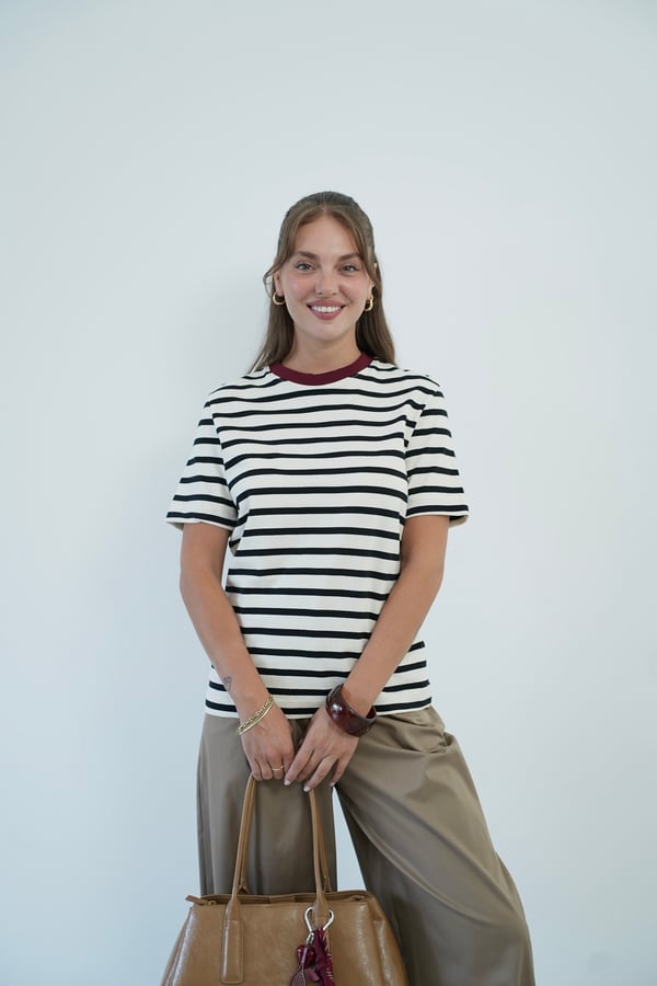 Kadın Çizgili Bordo Yaka Detaylı Basic T-Shirt