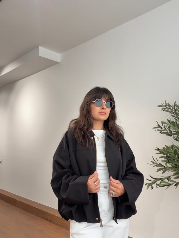 Beli Pileli Yarasa Kol Ceket Siyah