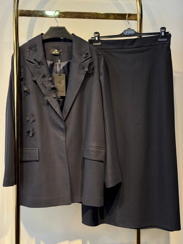 GHİSA Çiçek İşlemeli Blazer Ceket - Etek Takım