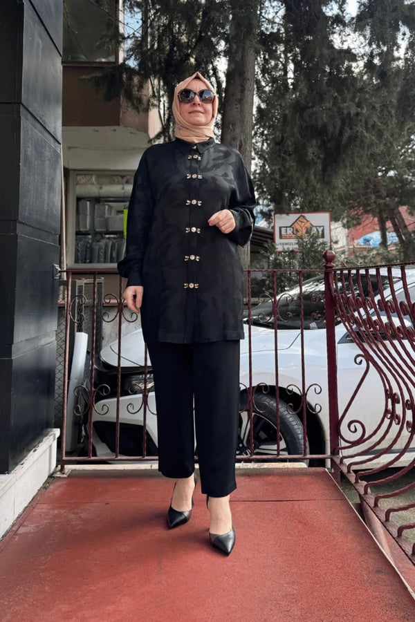 GHİSA Taş Detaylı Monogram Pantolon Gömlek Takım