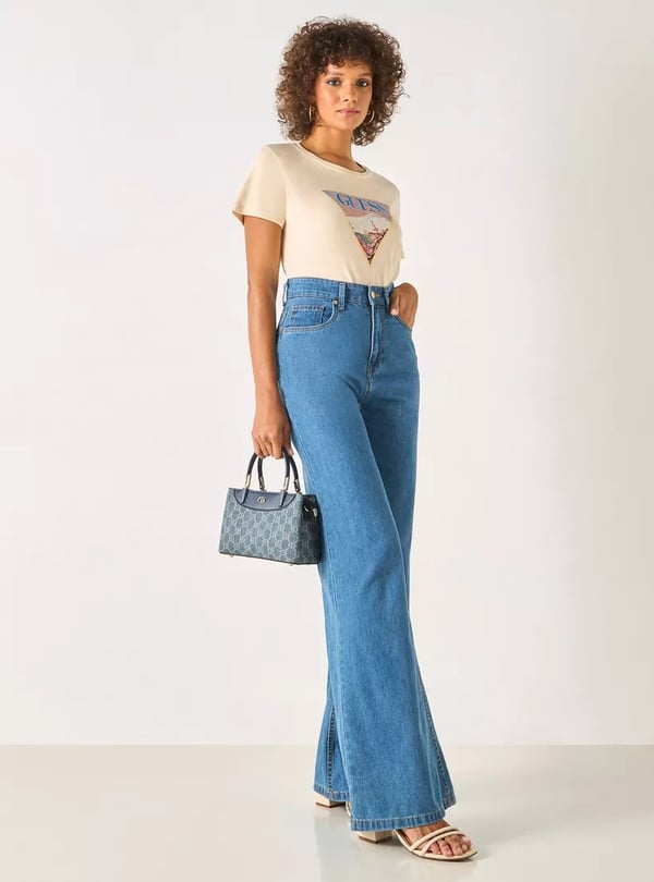 GUESS Fuji Easy Tshirt