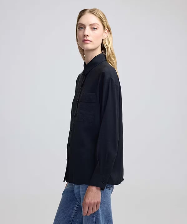 İPEKYOL CEPLİ MİNİMAL GÖMLEK