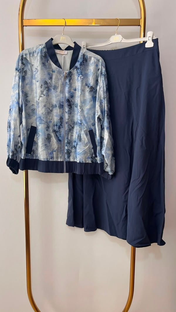 JENNE Batik Desenli Bomber Ceketli Kısa Etek Takım