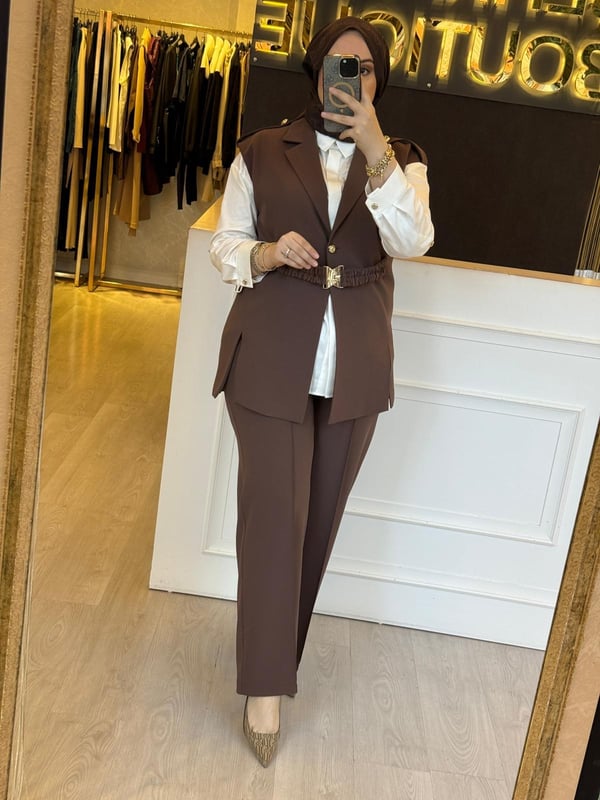 LİSA EXCLUSİVE Apoletli Yelek Pantolon Takım