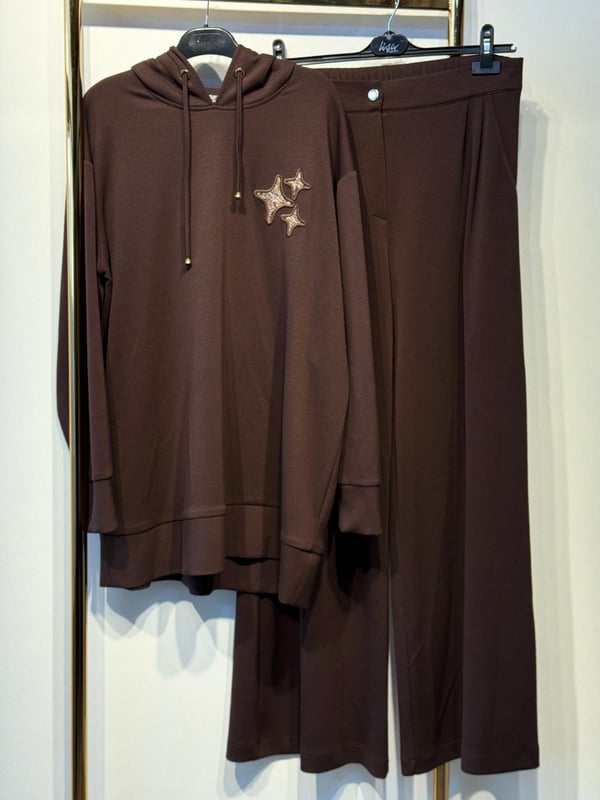 LİSA EXCLUSİVE Göğüs Nakış İşlemeli Sweat Pantolon Takım