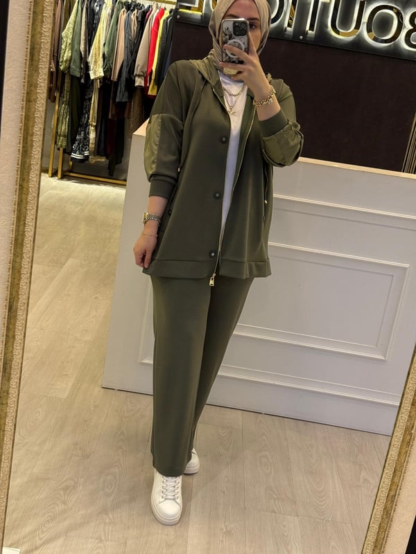 LİSA EXCLUSİVE Saten Mix Kapşonlu Sweat Rahat Pantolon Takım