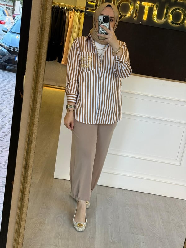 MİSSEMRAMİSS Gold Nakış İşlemeli Çizgili Gömlek