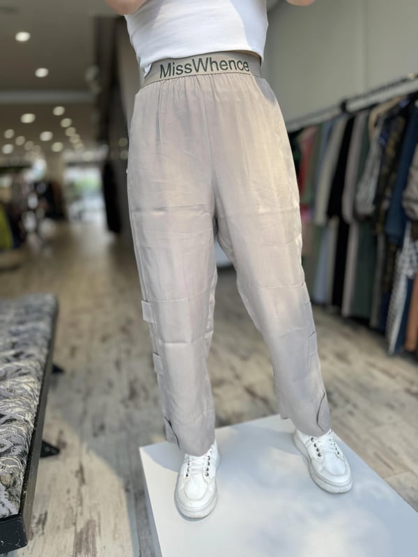 MİSSWHENCE 35121 BELİ LASTİKLİ CUPRO İPEK PANTOLON