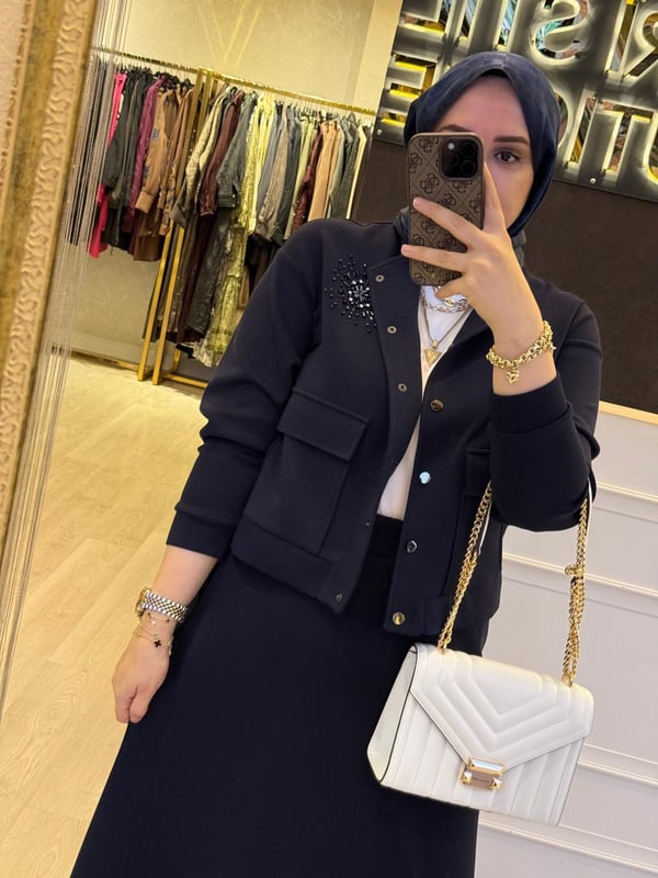 NUSS Göğüs Yıldız Pırlanta İşlemeli Ceket Etek Takım