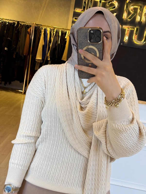 TIĞ TRİKO Saç Örgü Desenli Şal Detaylı Triko Bluz