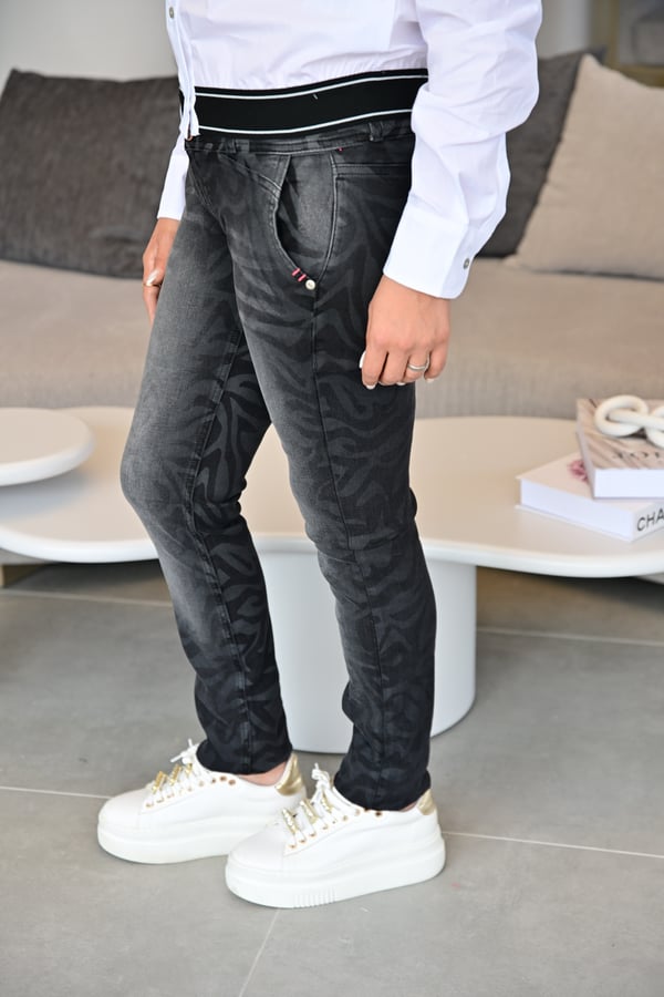 Siyah Leopar Jean