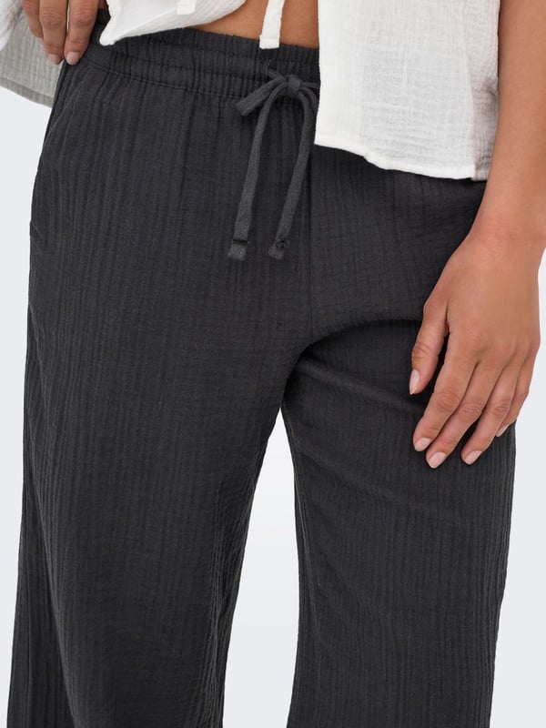Jdy JDYTHEIS LIFE WIDE PANT WVN NOOS Siyah Kadın Pantolon