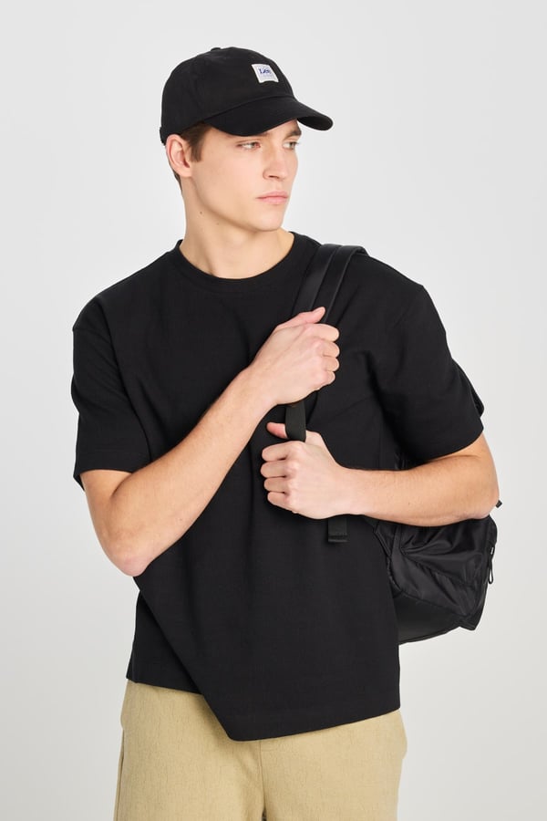 Lee Relaxed Fit Dokulu KumaÅŸlÄ± T-shirt Siyah Erkek T-Shirt