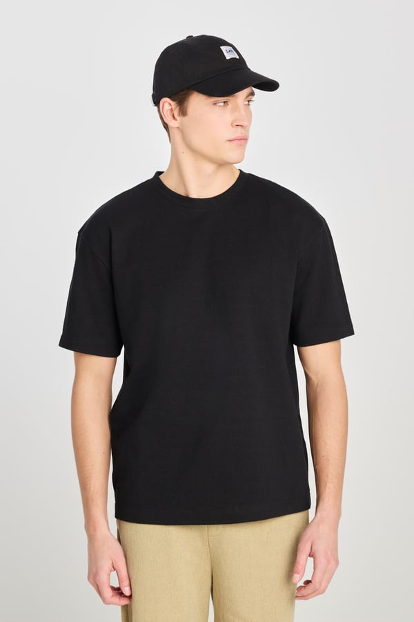 Lee Relaxed Fit Dokulu KumaÅŸlÄ± T-shirt Siyah Erkek T-Shirt